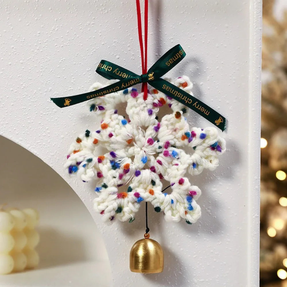 Hand-knitted Christmas Bell Pendant 16cm Crisp Sound Crochet Snowflake Pendant Ribbon Bow with Hanging Rope