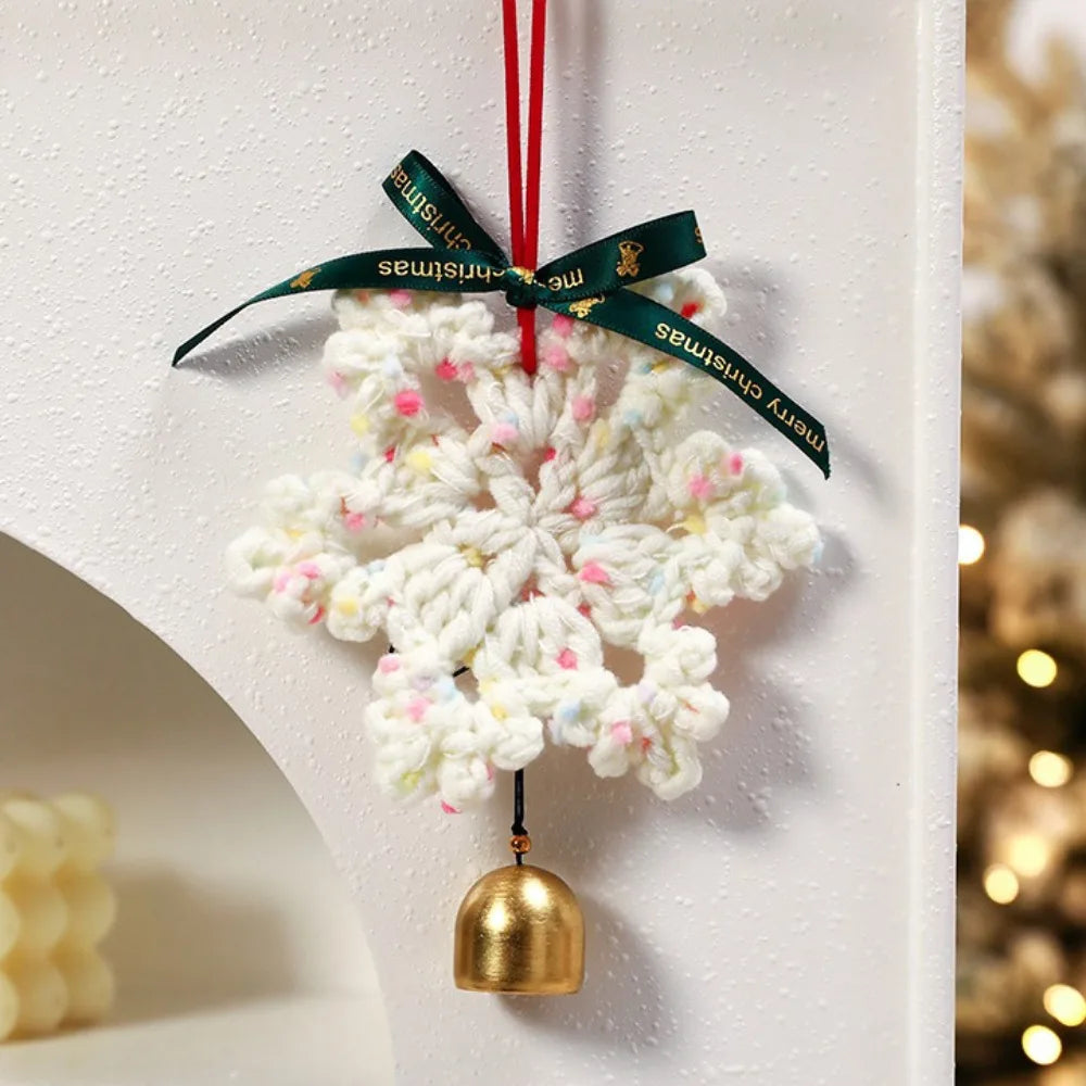 Hand-knitted Christmas Bell Pendant 16cm Crisp Sound Crochet Snowflake Pendant Ribbon Bow with Hanging Rope