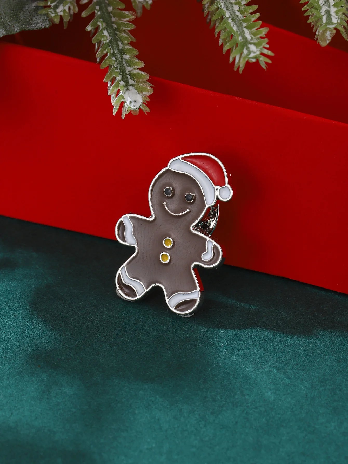 Cartoon Christmas Badge Bell Christmas Tree Santa Claus Enamel Pins Snow Man Jewelry Accessories Dripping Oil Lapel Pin Girls