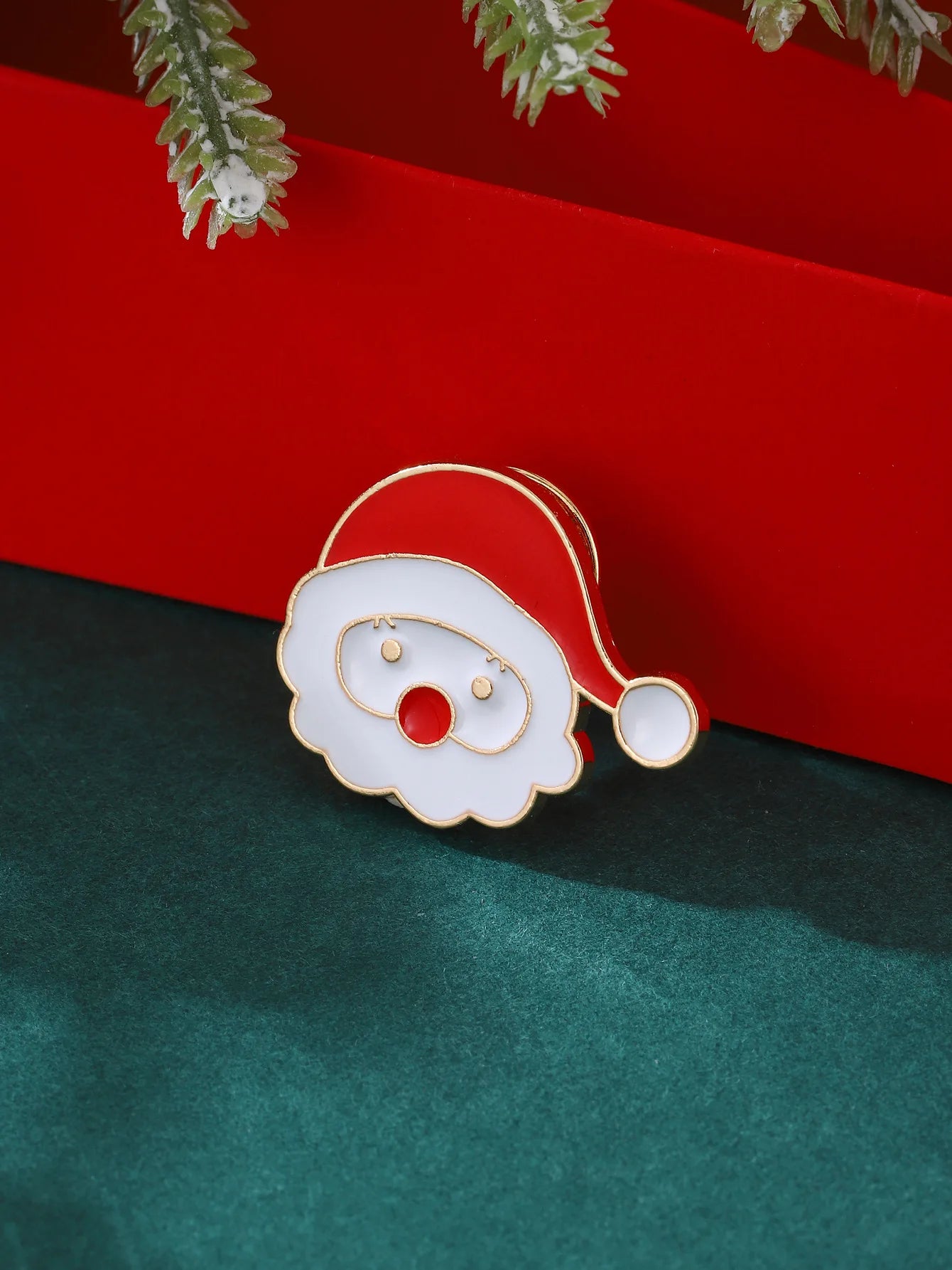 Cartoon Christmas Badge Bell Christmas Tree Santa Claus Enamel Pins Snow Man Jewelry Accessories Dripping Oil Lapel Pin Girls